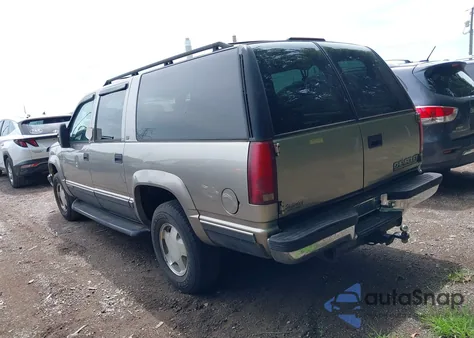 1999 Chevrolet Suburban 1500 Lt z USA, uszkodzony, nr VIN 3GNFK16RXXG263433